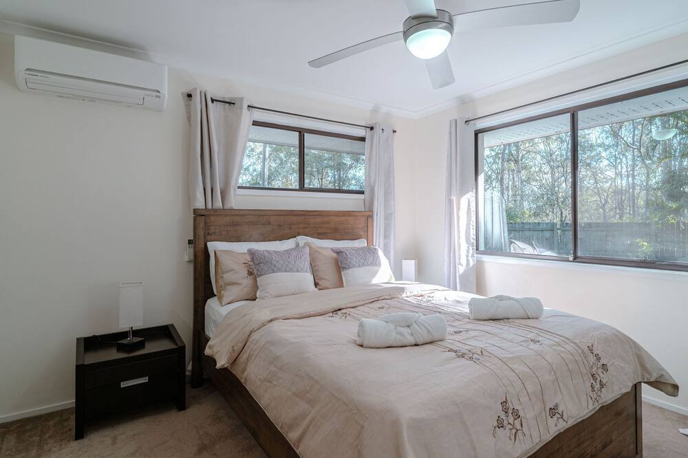 Photo of Bedroom in Willow Vale