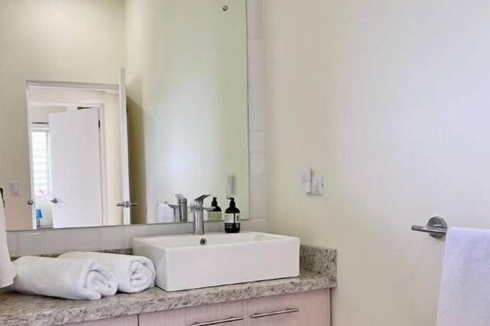 Photo of Bathroom in Tamarindo