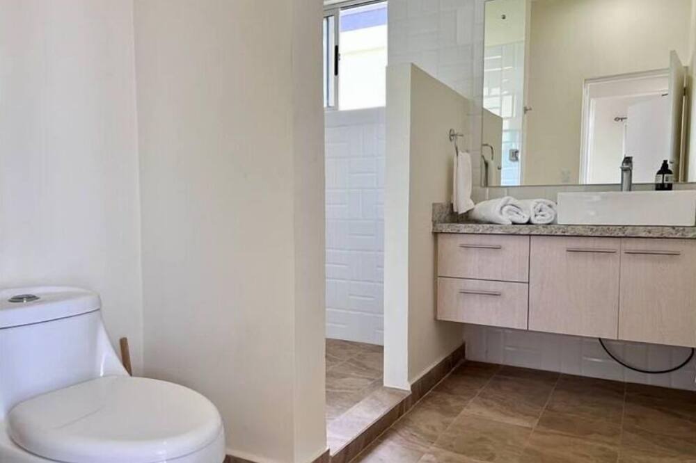 Photo of Bathroom in Tamarindo