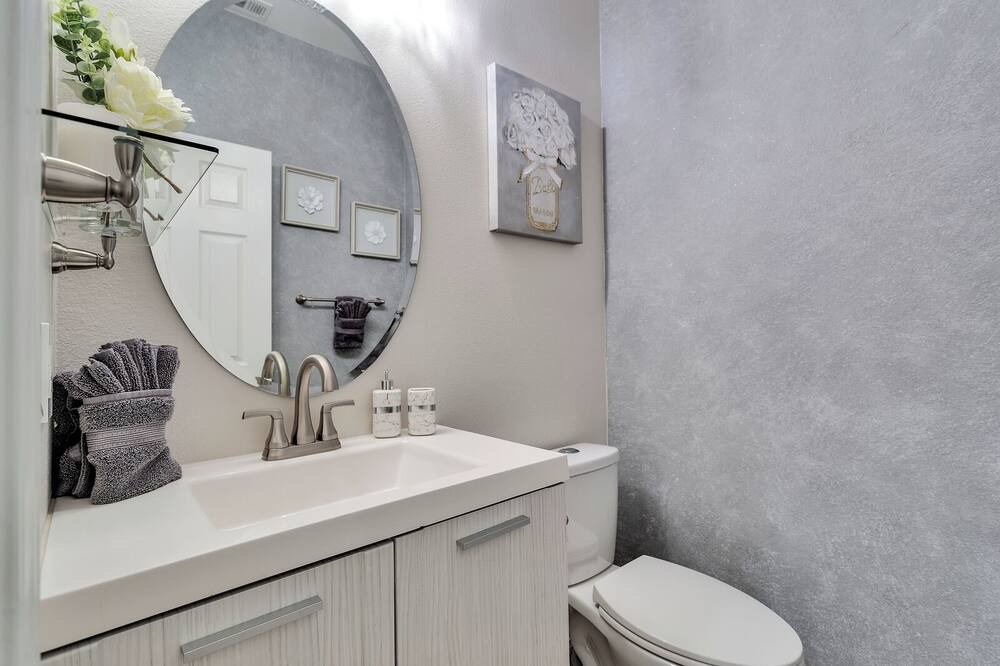 Photo of Bathroom in Terra Lago