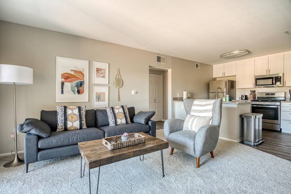 Photo of Livingroom in Moorpark