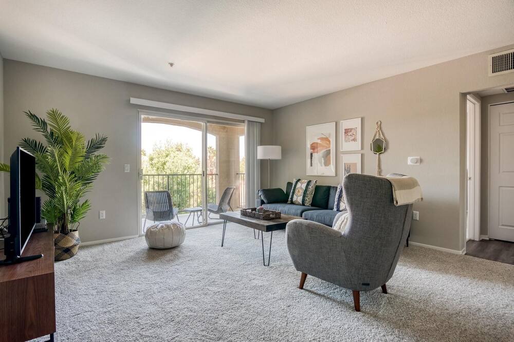 Photo of Livingroom in Moorpark
