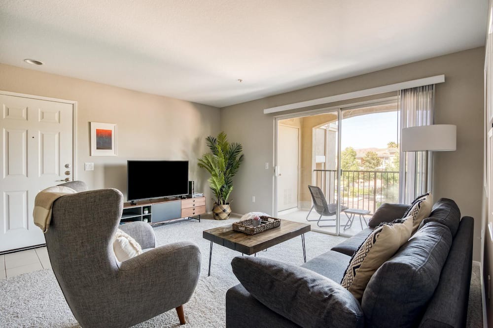 Photo of Livingroom in Moorpark