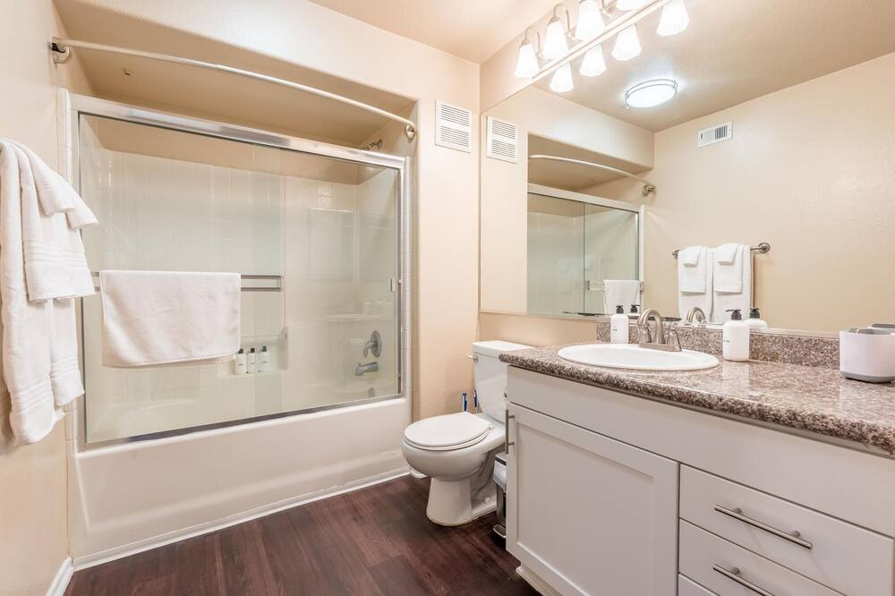 Photo of Bathroom in Moorpark