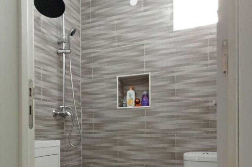 Photo of Bathroom in Gradil