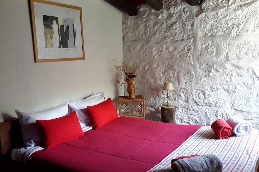 Photo of Bedroom in Covilha