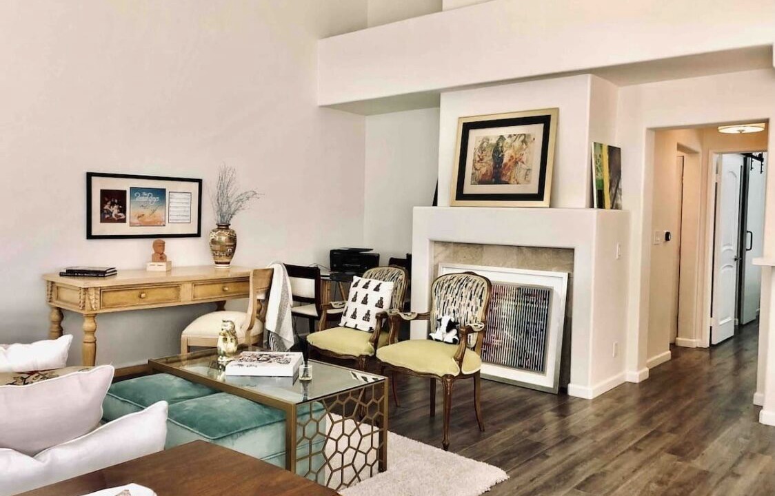 Photo of Livingroom in Agoura Hills
