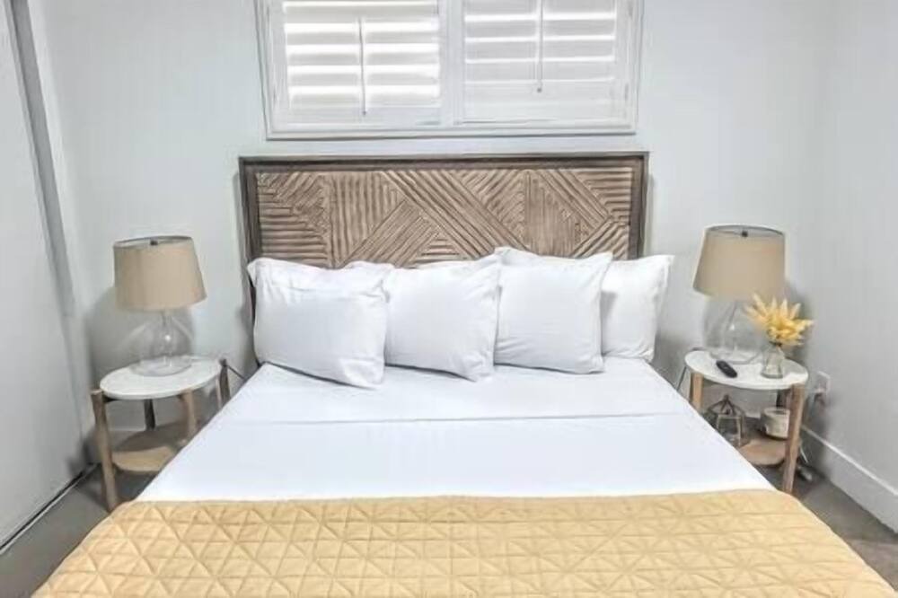 Photo of Bedroom in Rancho Oakey