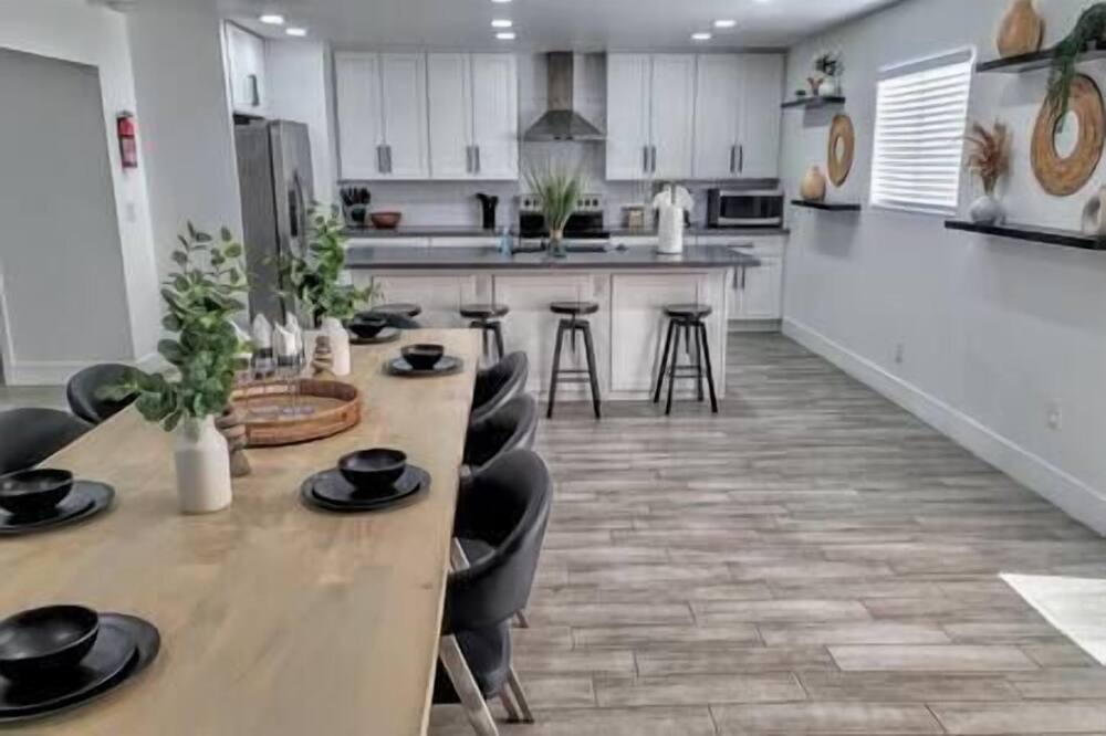 Photo of Kitchen in Rancho Oakey