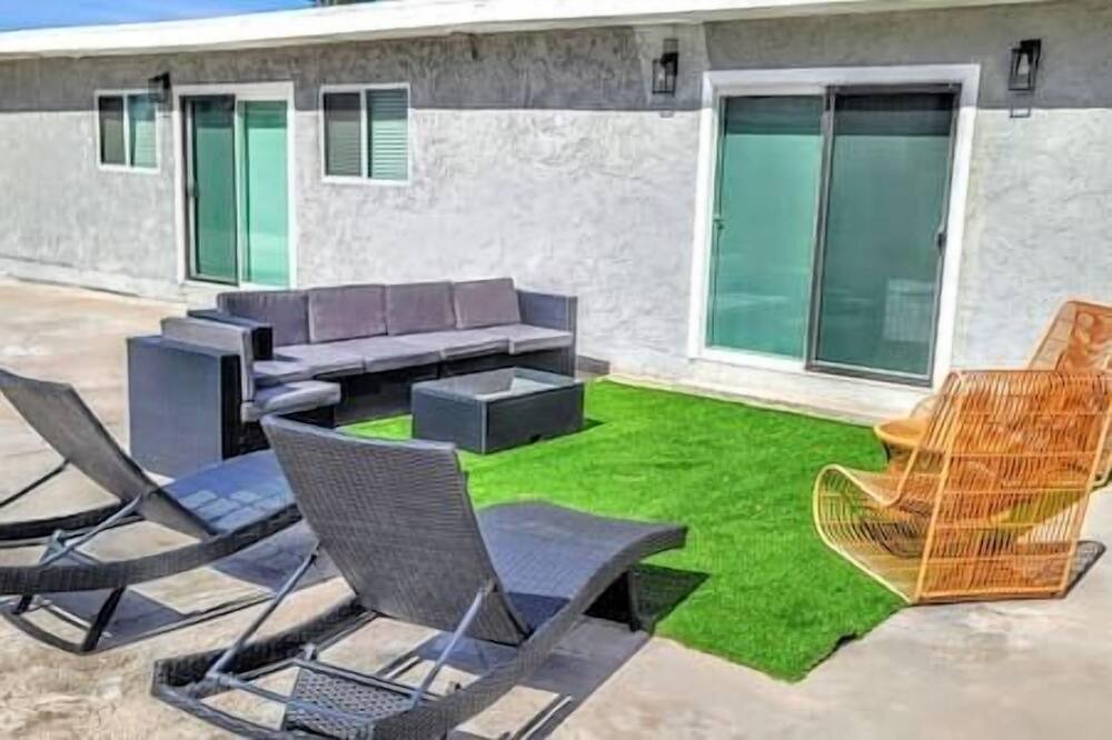 Photo of Patio Balcony in Rancho Oakey
