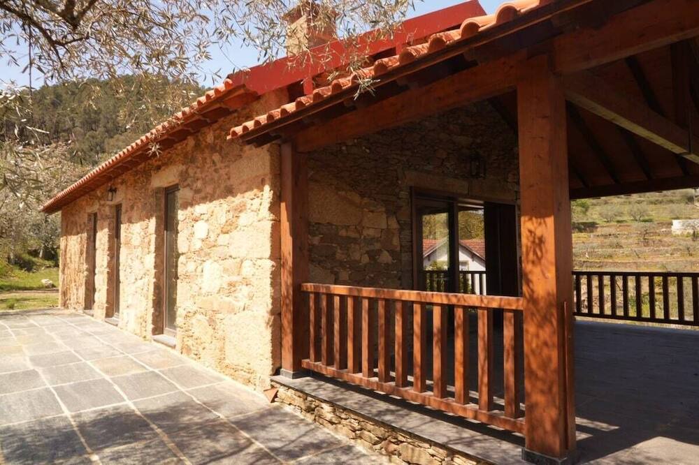 Photo of Outdoor in Cotas