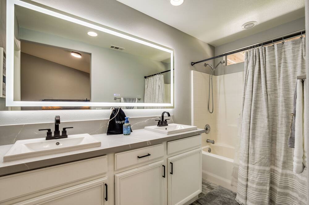 Photo of Bathroom in Coachella