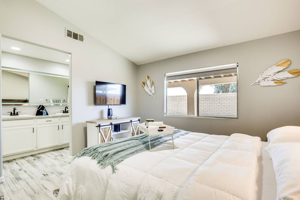 Photo of Bedroom in Coachella