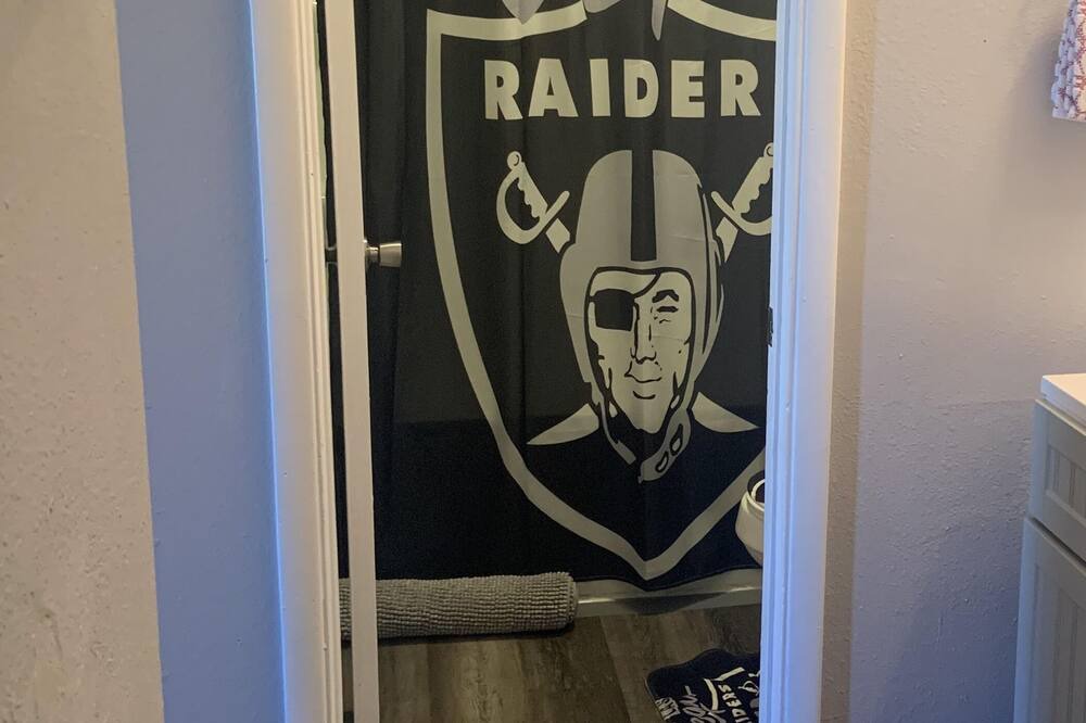 Photo of Bathroom in North Las Vegas