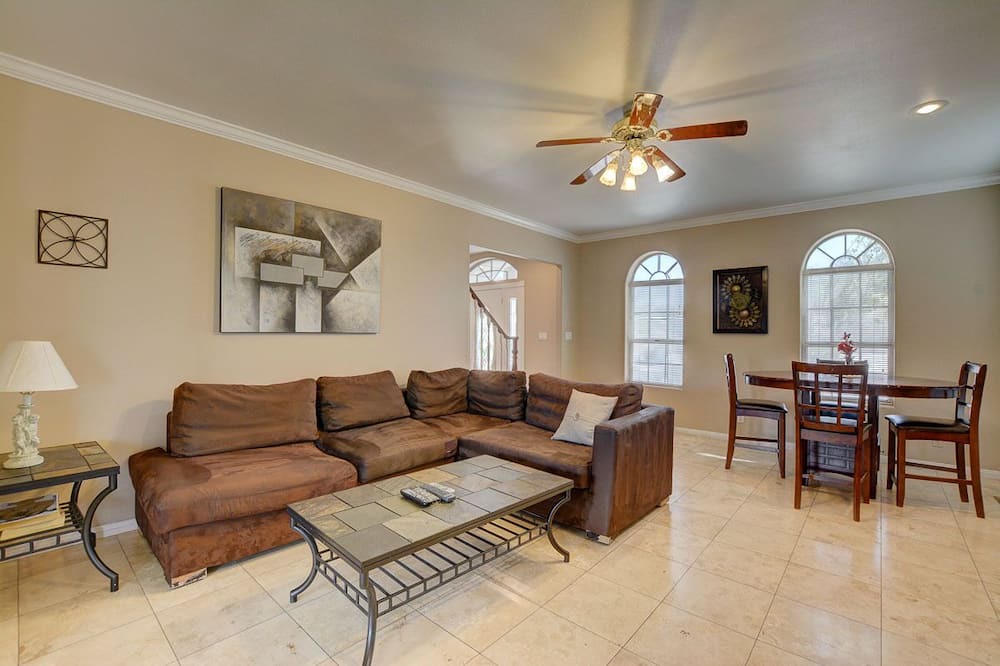Photo of Bedroom in Sunrise Manor