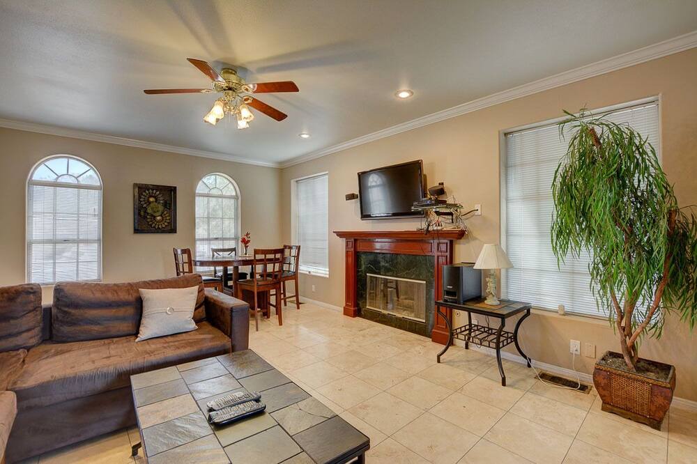 Photo of Bedroom in Sunrise Manor