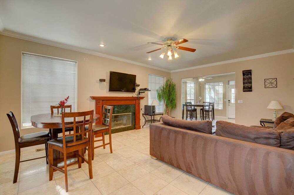 Photo of Bedroom in Sunrise Manor