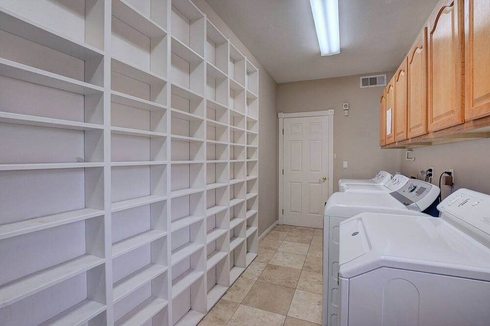 Photo of Bedroom in Sunrise Manor