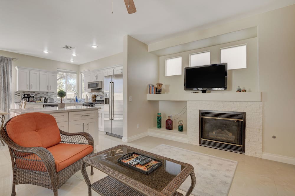 Photo of Livingroom in Summerlin South