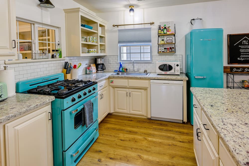 Photo of Kitchen in Exeter