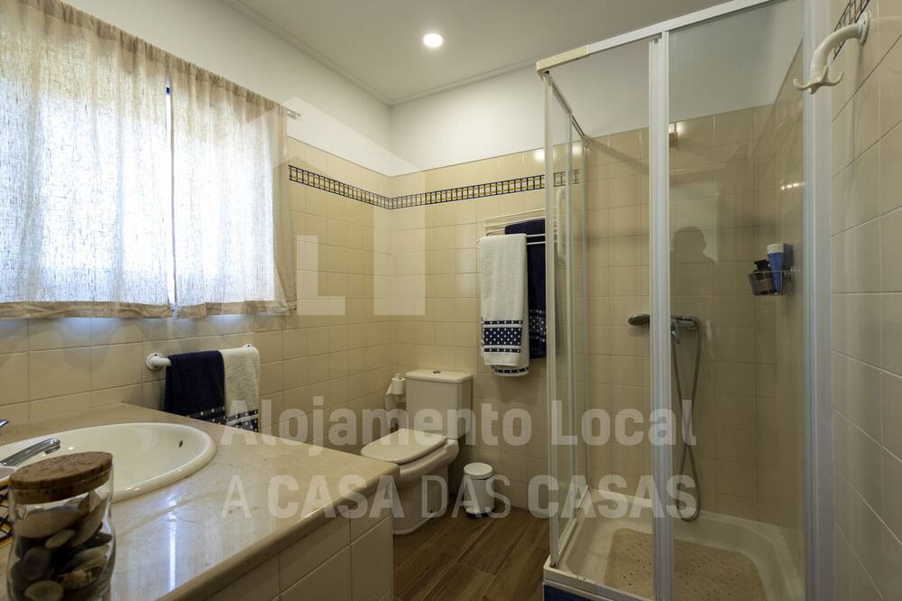 Photo of Bathroom in Ericeira