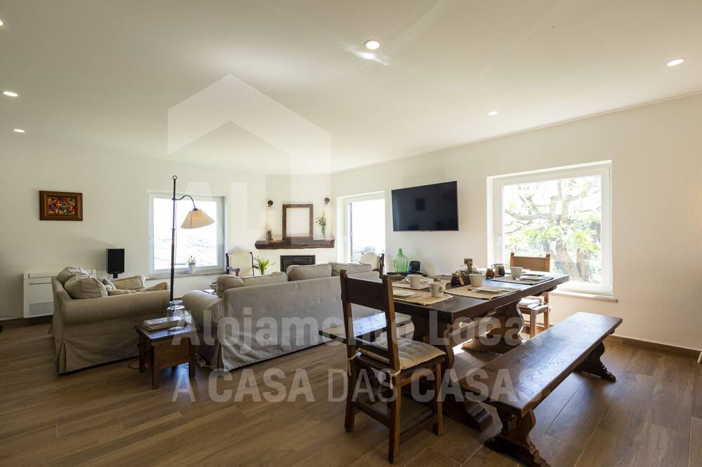 Photo of Livingroom in Ericeira