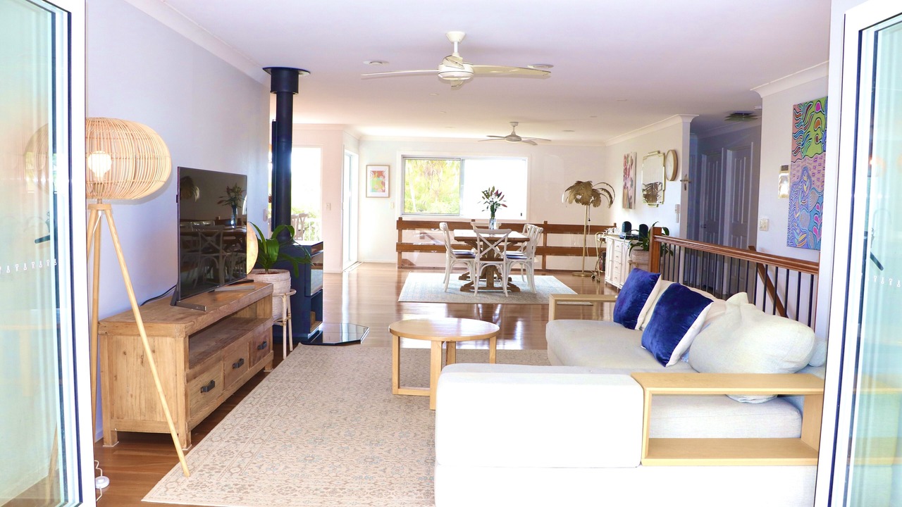 Photo of Livingroom in Burleigh Waters