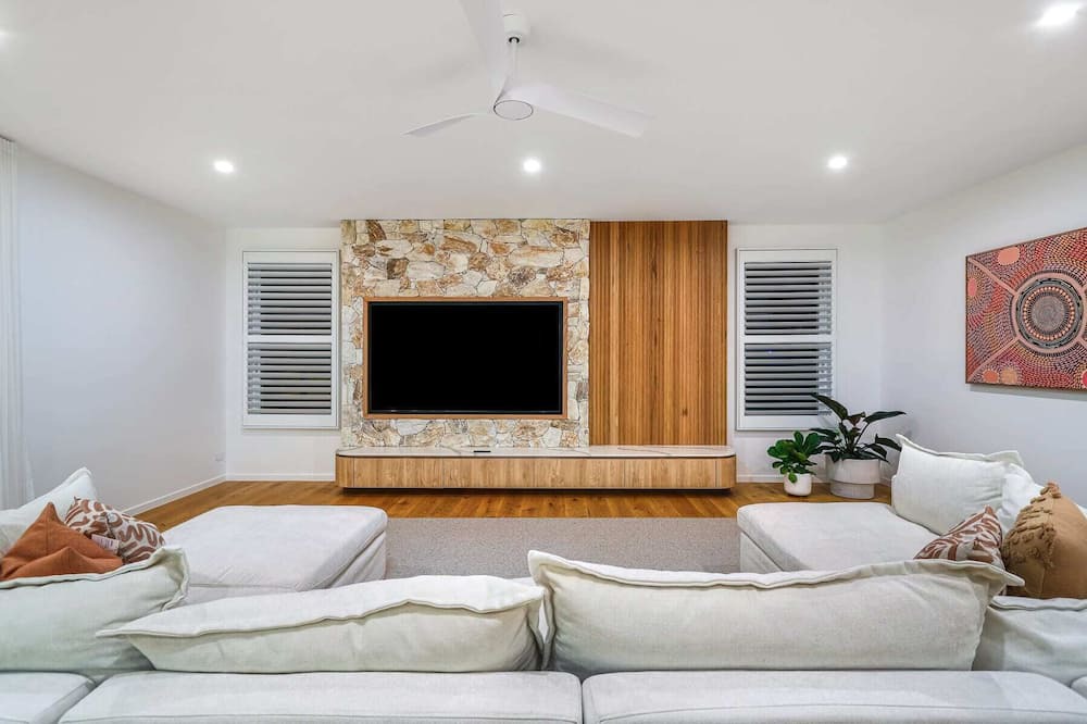 Photo of Others in Burleigh Heads