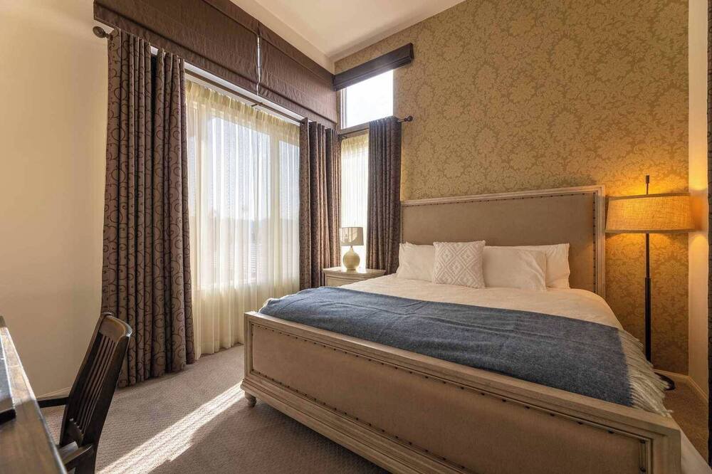 Photo of Bedroom in Glendora