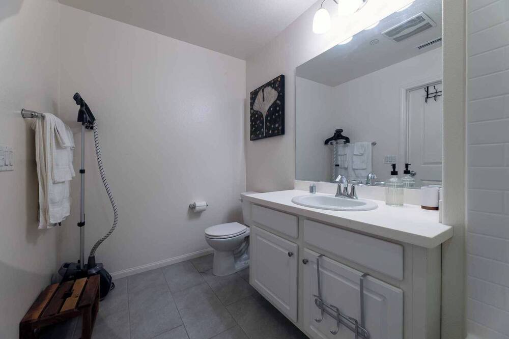 Photo of Bathroom in Glendora