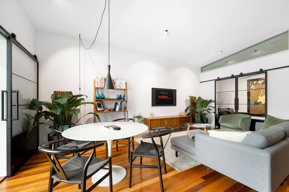 Photo of Livingroom in Bowen Hills