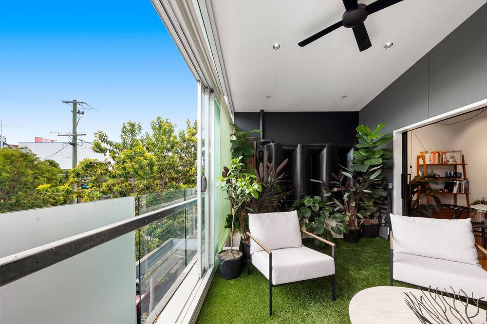 Photo of Outdoor in Bowen Hills