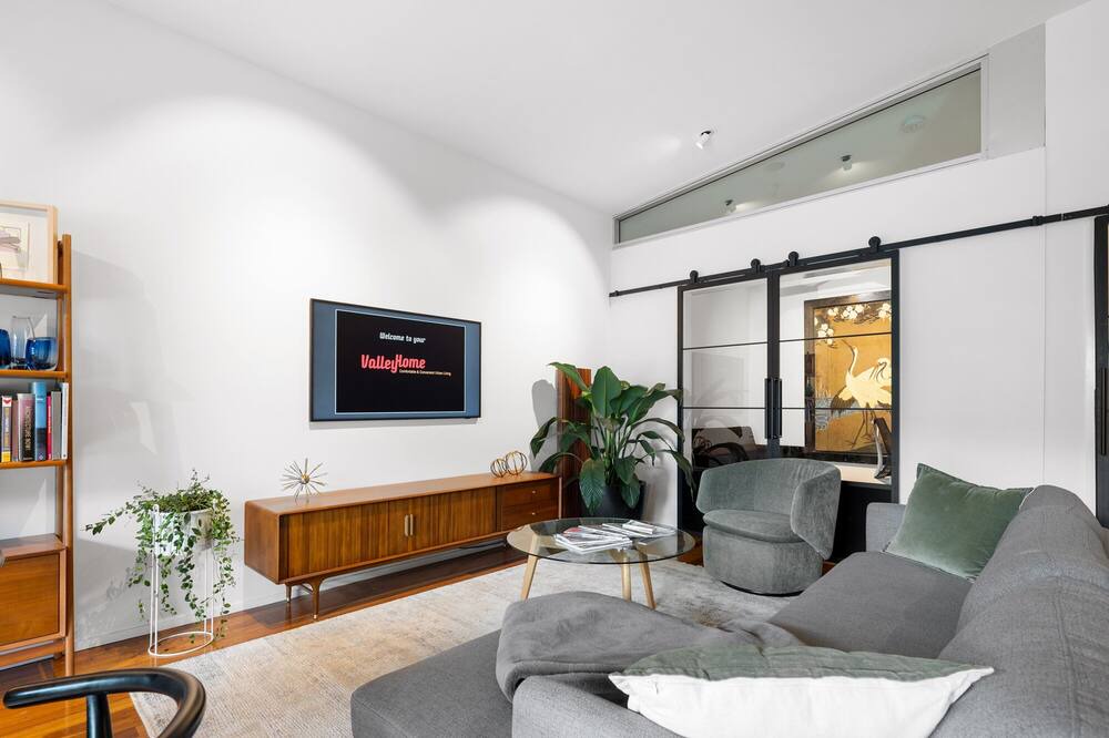 Photo of Livingroom in Bowen Hills