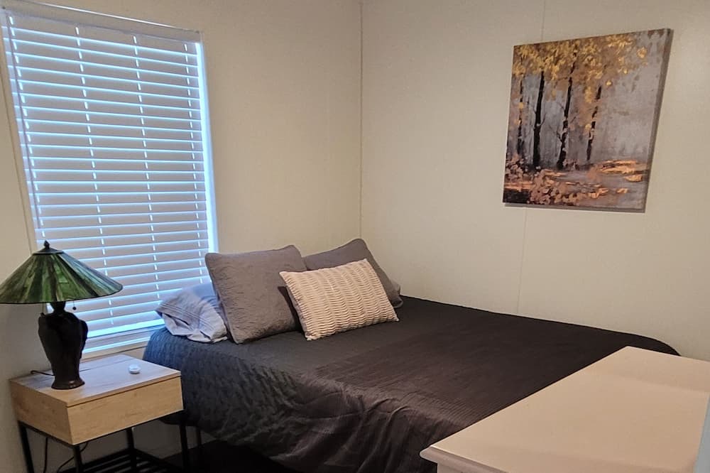 Photo of Bedroom in Cienega Springs