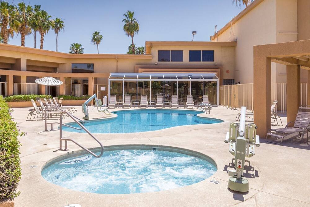 Photo of Outdoor in Cathedral City