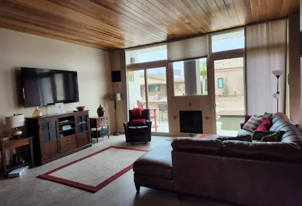 Photo of Livingroom in Parker Dam