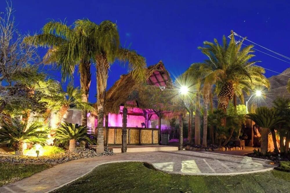 Photo of Outdoor in Sunrise Manor