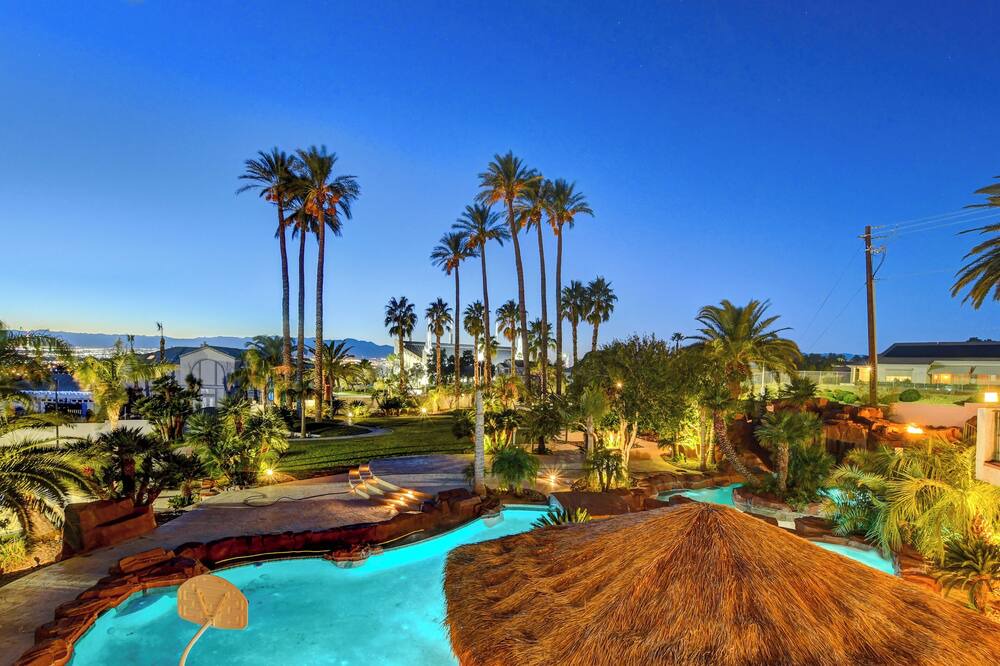Photo of Outdoor in Sunrise Manor