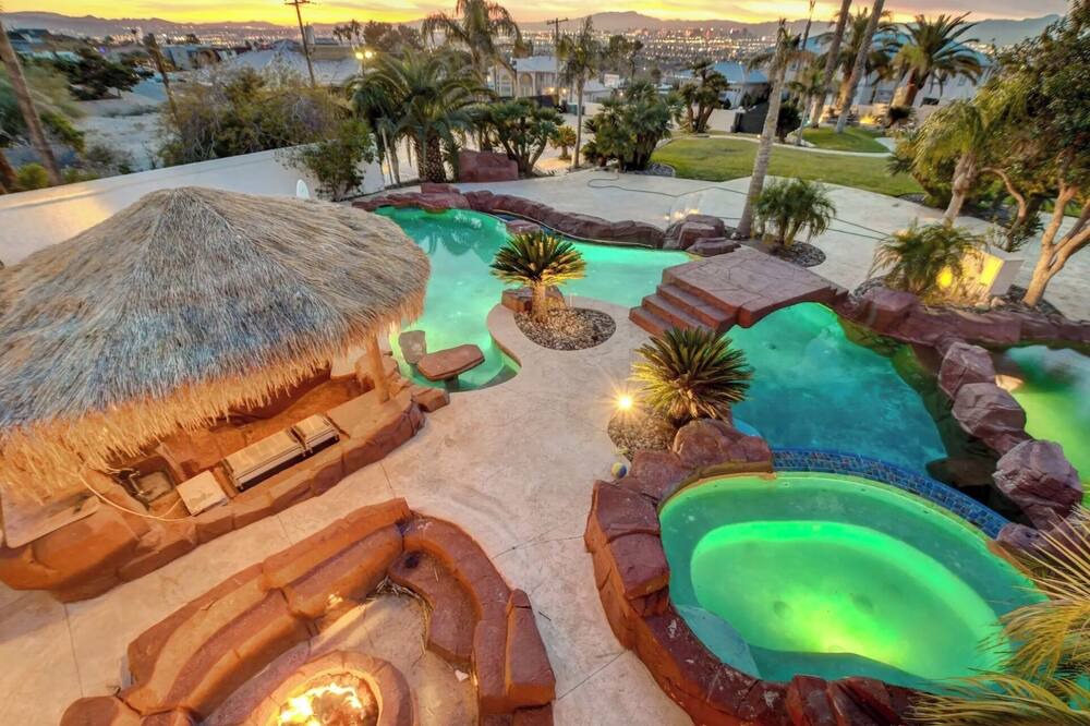 Photo of Outdoor in Sunrise Manor