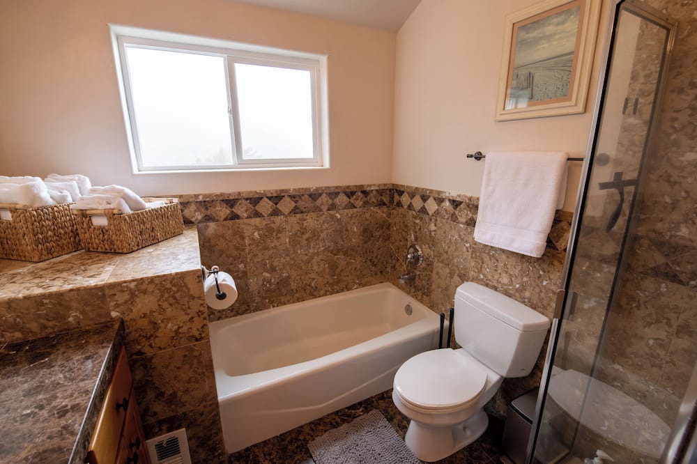 Photo of Bathroom in Julian