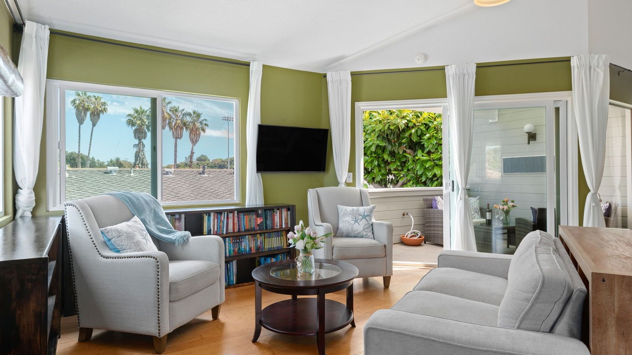 Photo of Livingroom in West Beach
