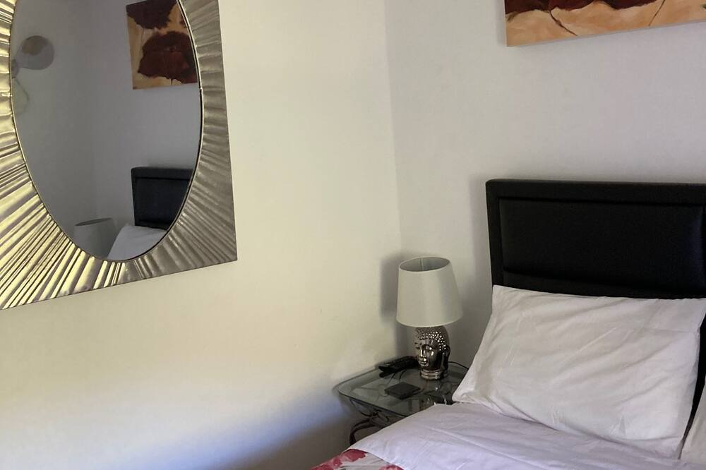 Photo of Bedroom in Moitas