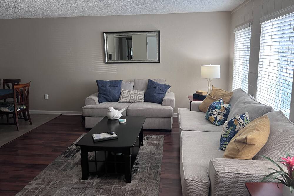 Photo of Livingroom in Northeast Reno