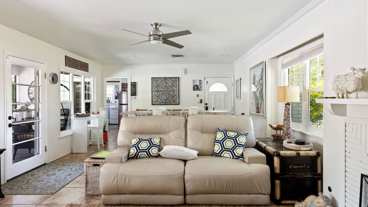 Photo of Livingroom in Tahquitz River Estates