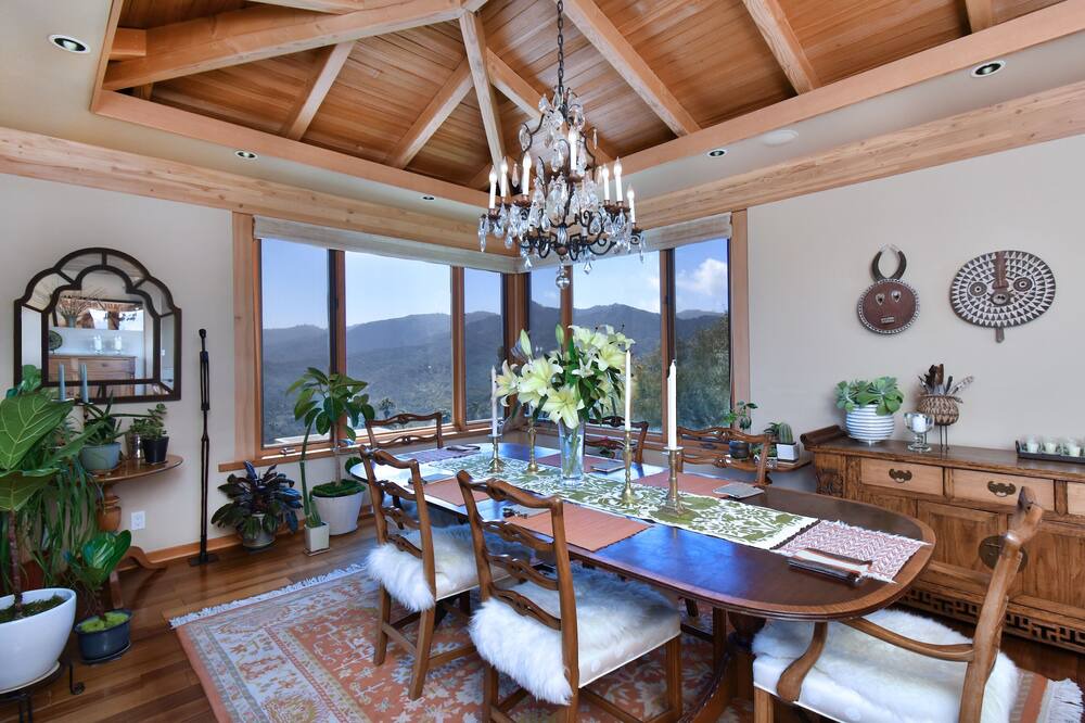 Photo of Bedroom in Topanga