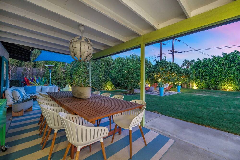 Photo of Outdoor in Racquet Club South