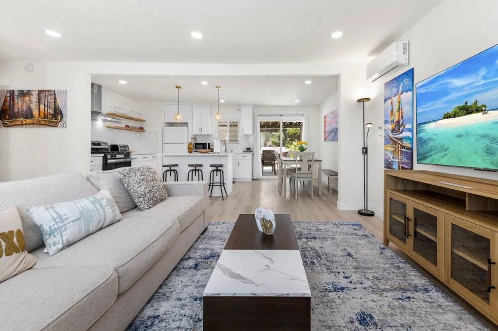 Photo of Livingroom in City of Industry