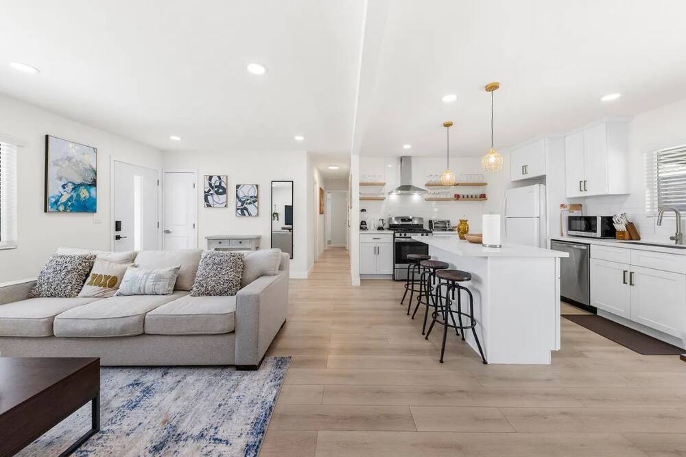 Photo of Livingroom in City of Industry