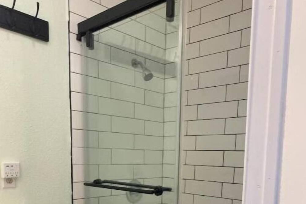 Photo of Bathroom in Val Verde