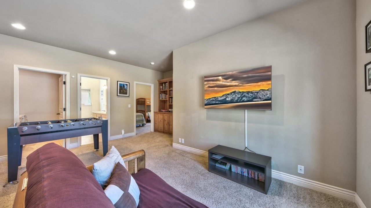 Photo of Livingroom in Tahoe Paradise